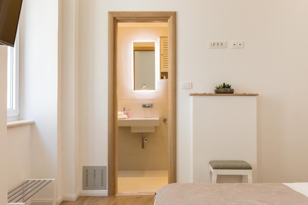 Maniva Old Town Luxury Rooms - Prime Spot By Riva Promenade Split Zewnętrze zdjęcie